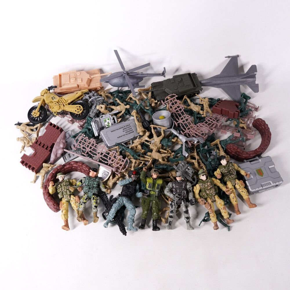 Military Green Army Men Armed Forces Action Figures GI Joes Random Mixed Toy Lot